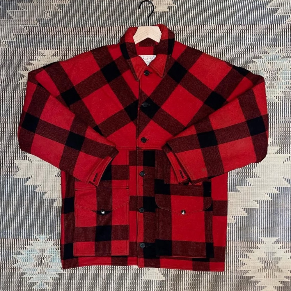 C.C Filson Men’s Vintage Mackinaw Cruiser Red Buffalo Plaid Wool Garment Coat - Picture 8 of 8